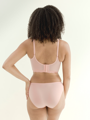 Light pink comfortable seamless underwear