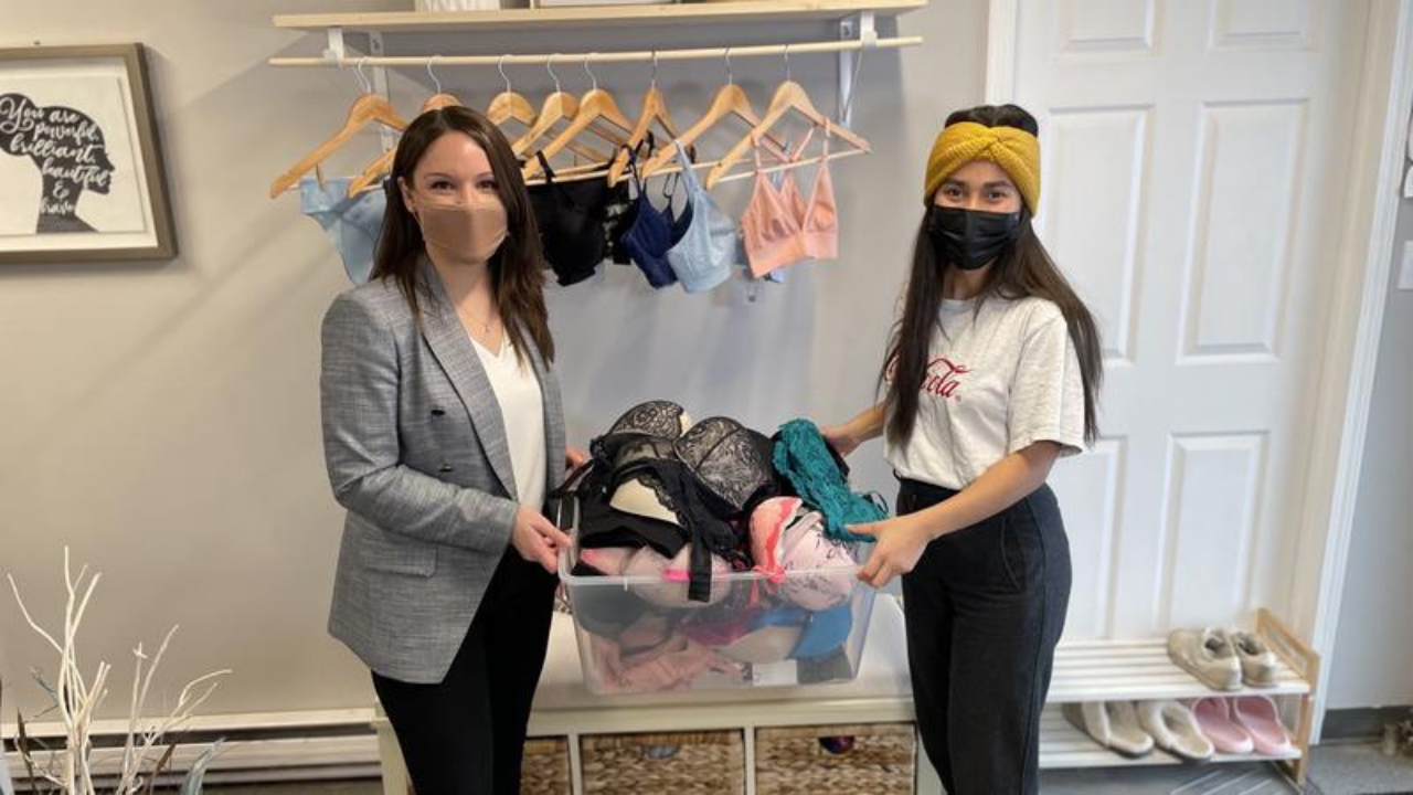 understance_ is here! With a new store in downtown Vancouver, Understance  is bringing bras that are soft, easy to wear and thoughtfully