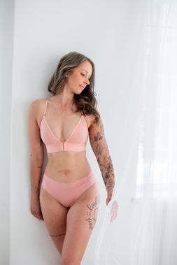 Front Closure Wireless Bra
