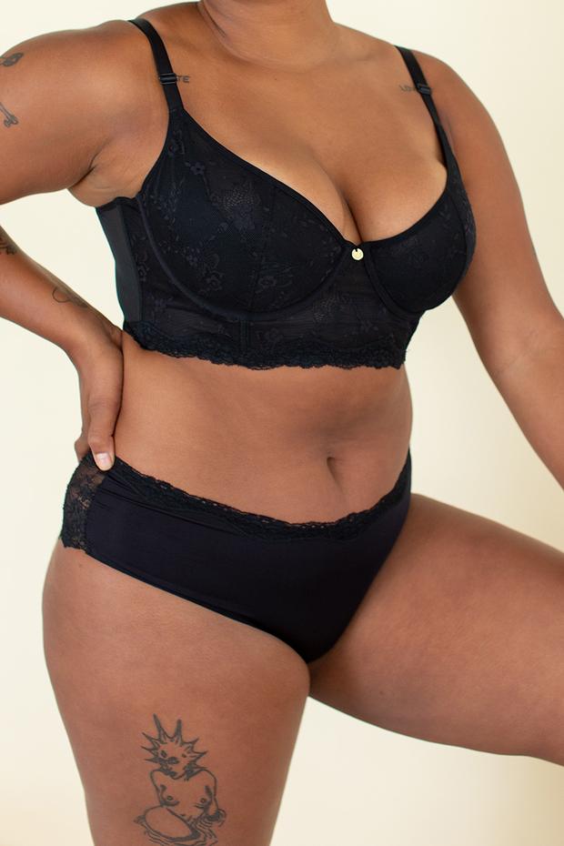 Lace cheeky underwear in black side view