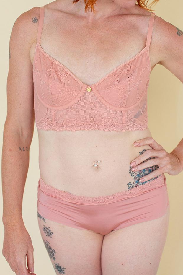 Lace cheeky underwear in pink front view